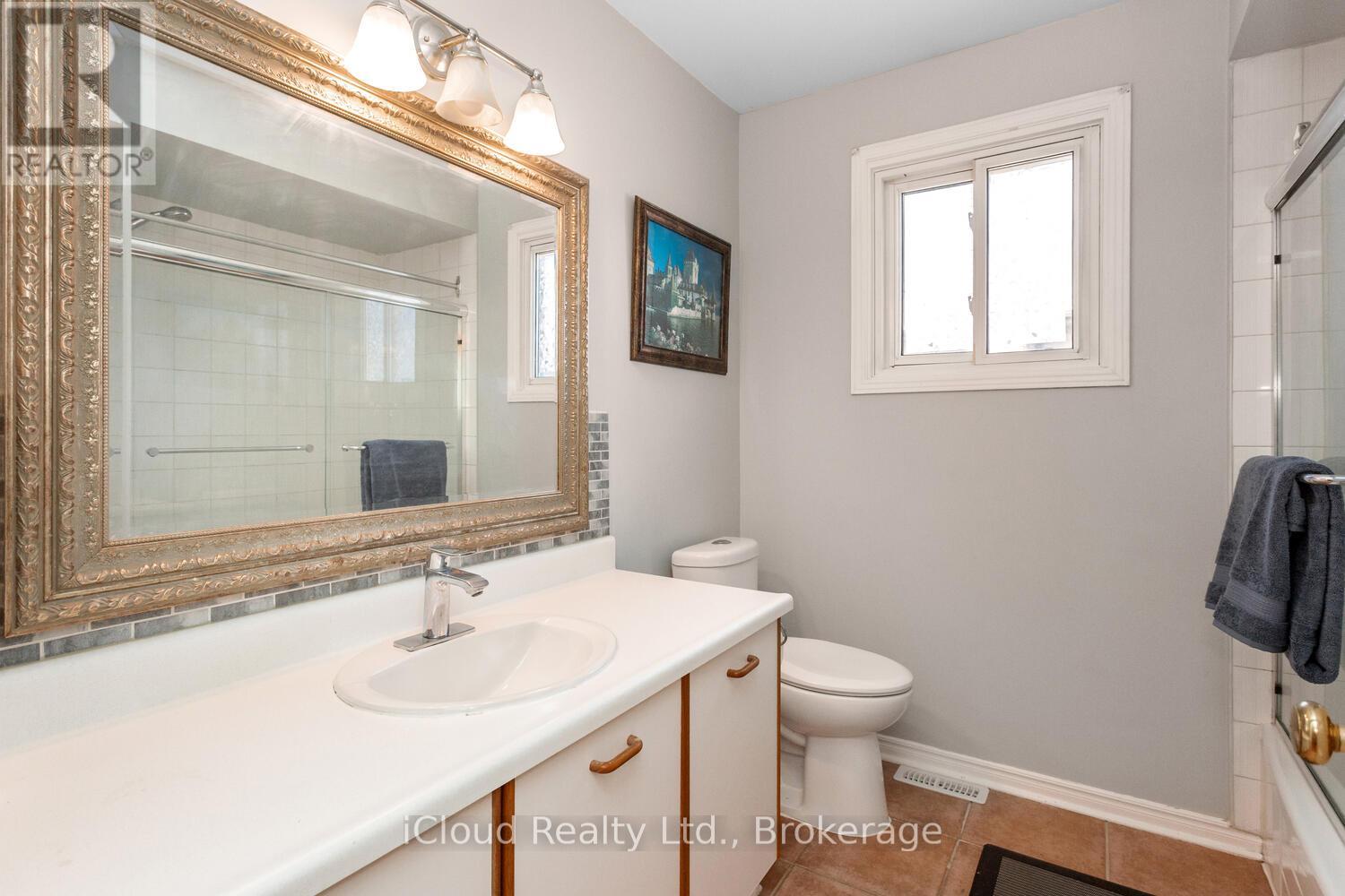 12 Neville Crescent, Brampton, Ontario  L6S 5L1 - Photo 38 - W12365390