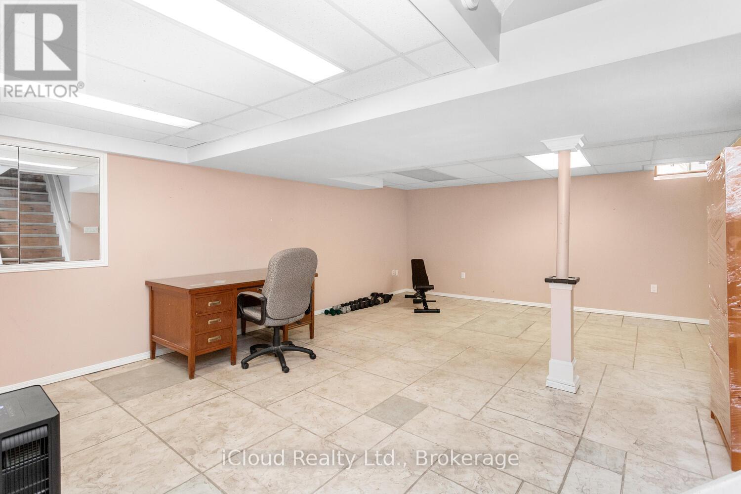 12 Neville Crescent, Brampton, Ontario  L6S 5L1 - Photo 40 - W12365390