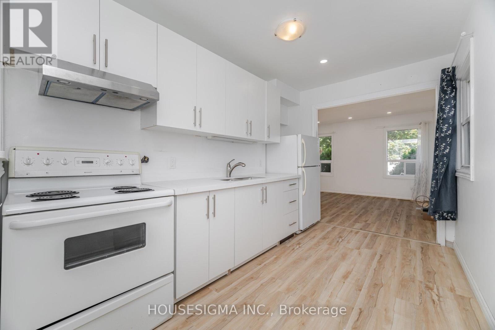 7 Doncaster Boulevard, St. Catharines (Fairview), Ontario  L2N 1Y3 - Photo 11 - X12365454