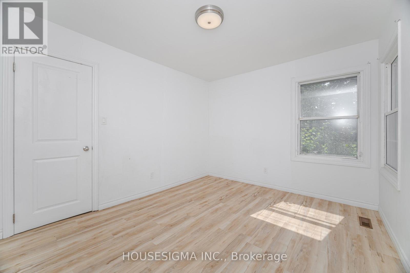7 Doncaster Boulevard, St. Catharines (Fairview), Ontario  L2N 1Y3 - Photo 17 - X12365454