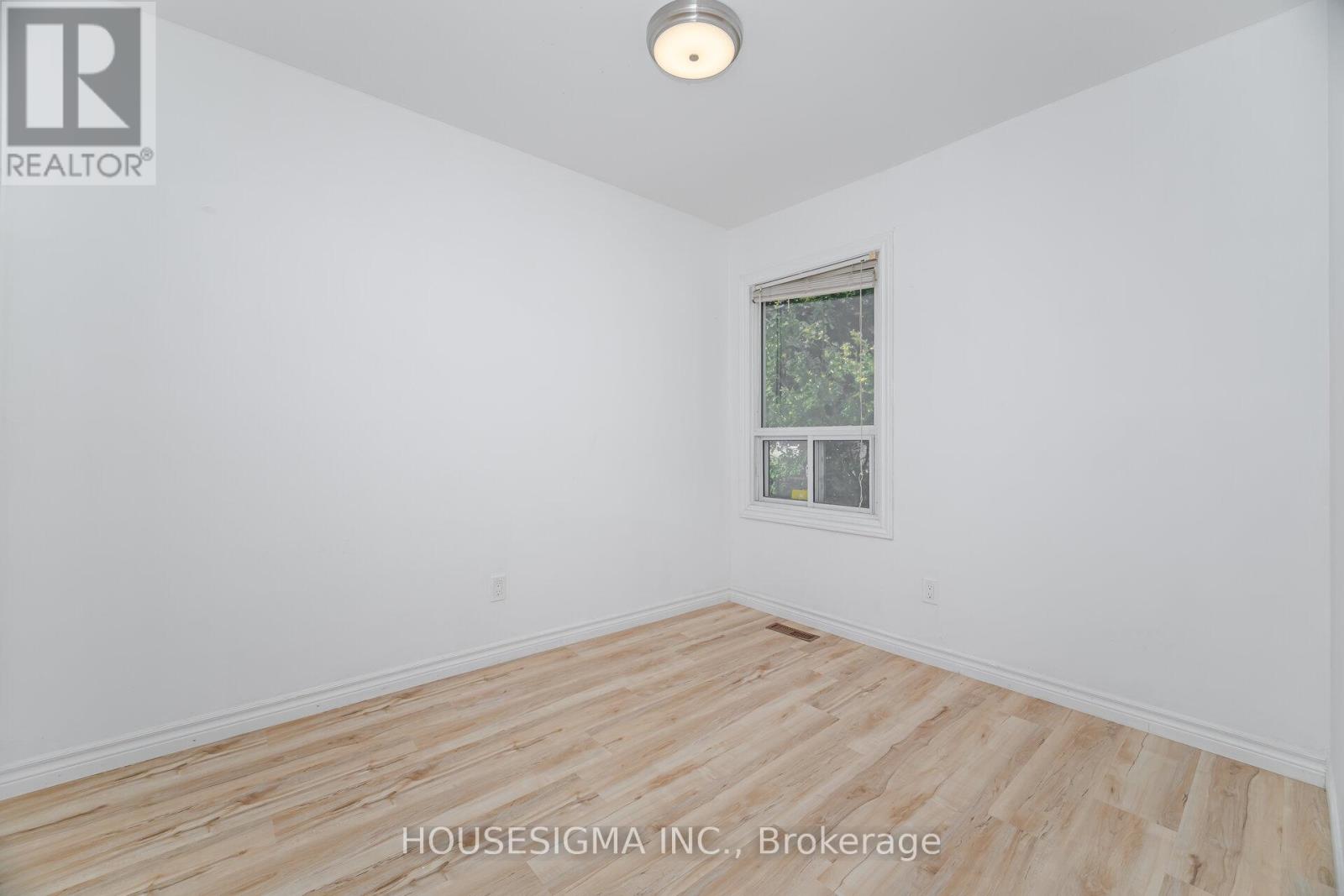 7 Doncaster Boulevard, St. Catharines (Fairview), Ontario  L2N 1Y3 - Photo 18 - X12365454