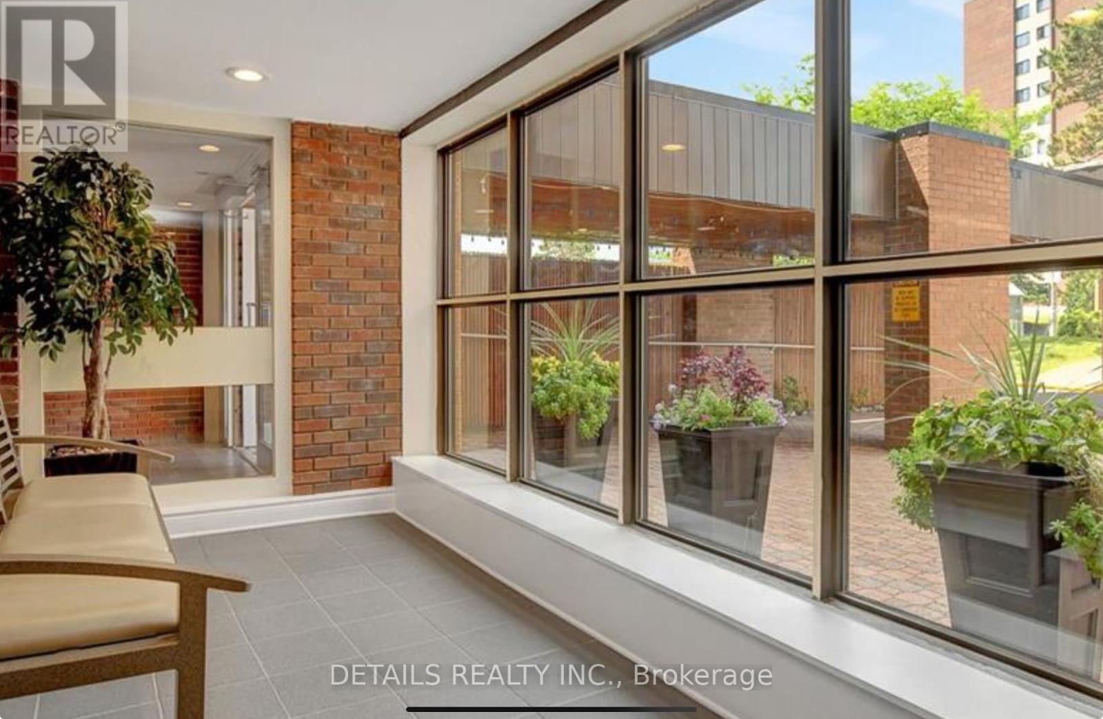 Property at 1102 - 1356 MEADOWLANDS DRIVE E image 2