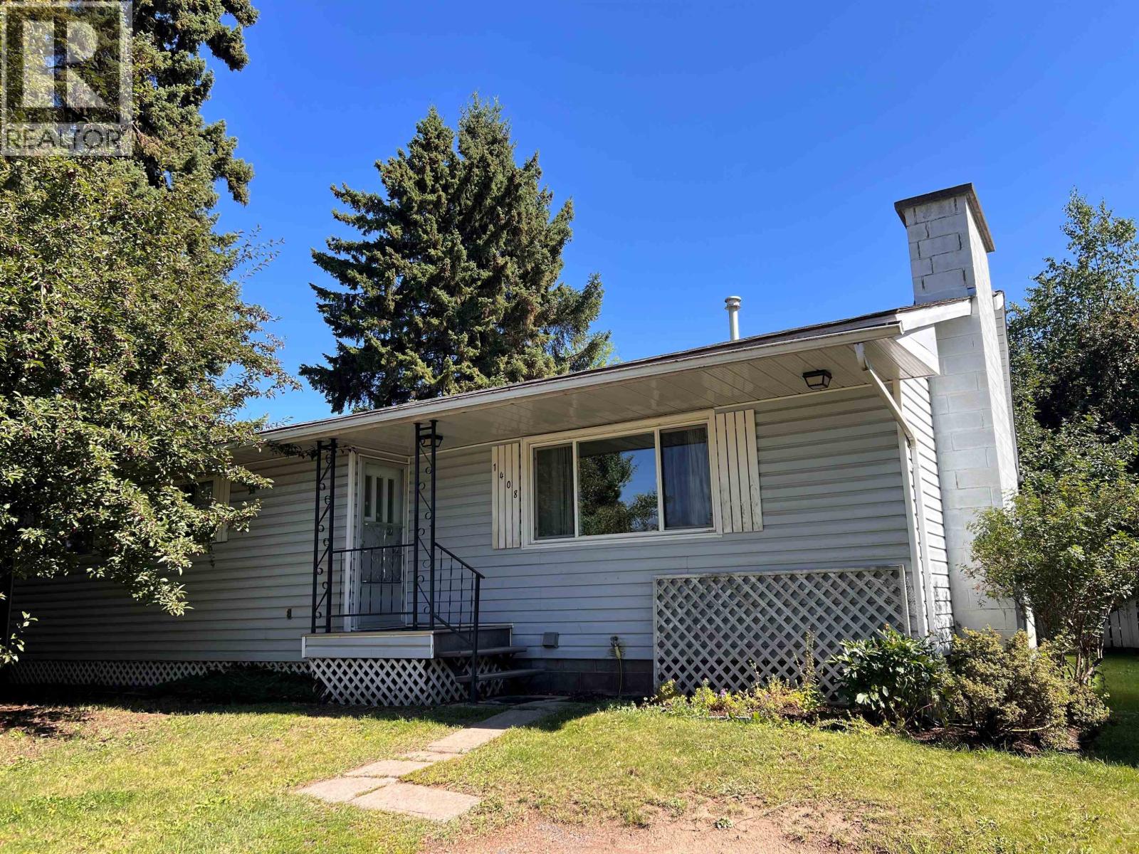 1408 COLUMBIA DRIVE, Smithers, British Columbia