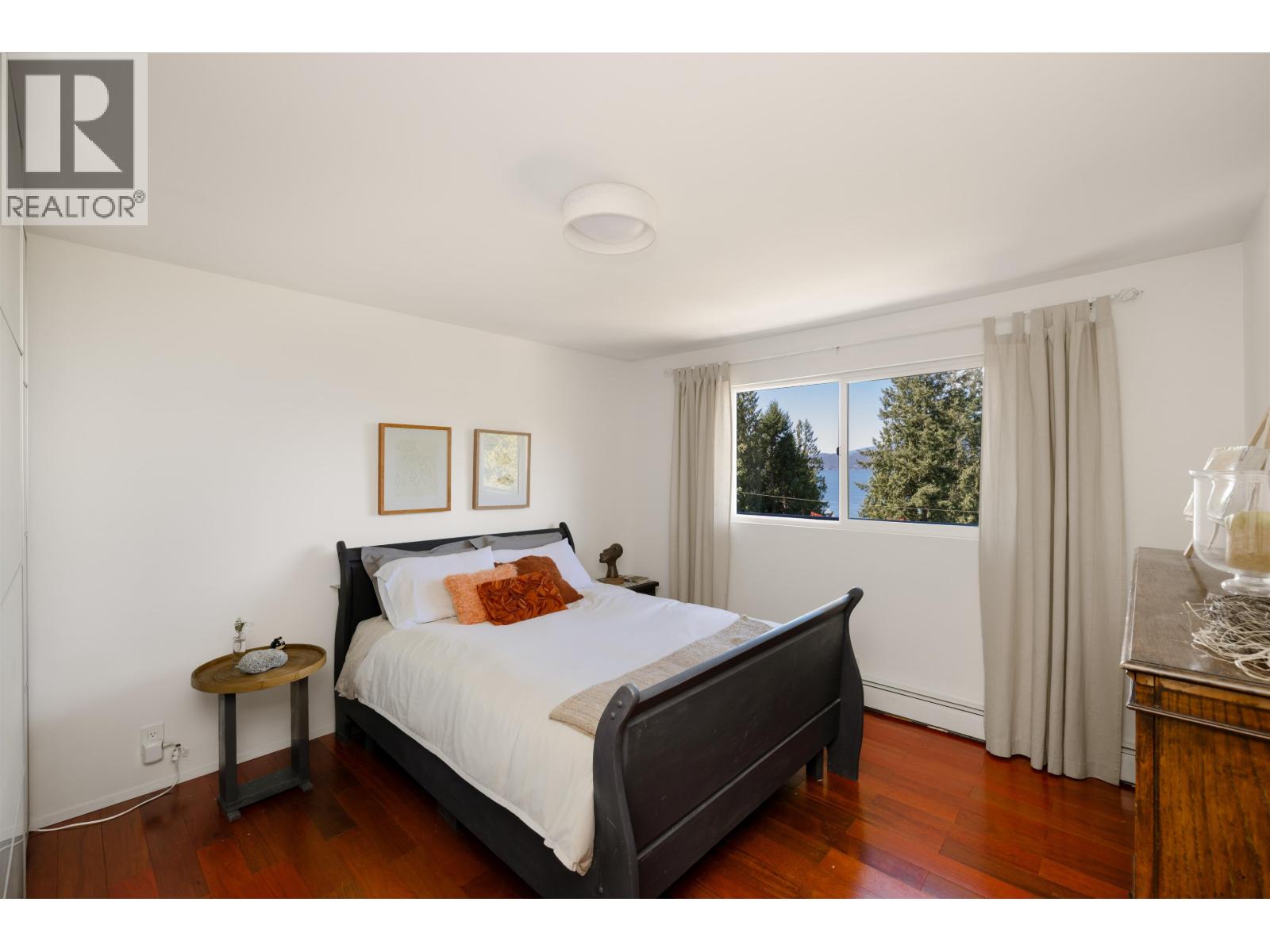 110 Seaview Place, Lions Bay, British Columbia  V0N 2E0 - Photo 27 - R3040497