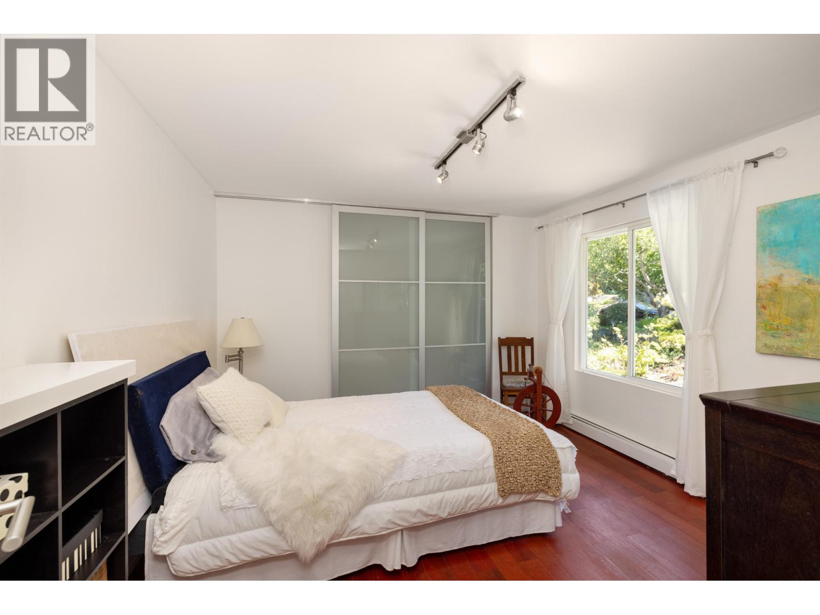 110 Seaview Place, Lions Bay, British Columbia  V0N 2E0 - Photo 31 - R3040497