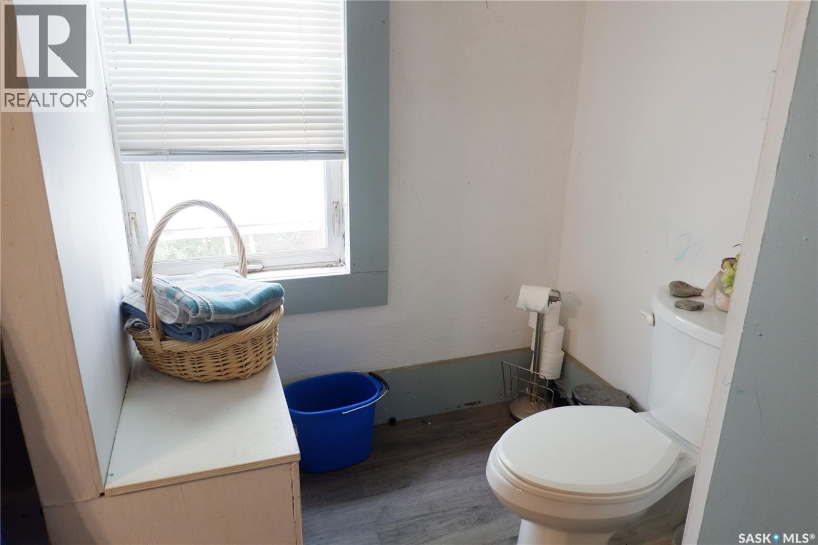 568 Stadacona Street W, Moose Jaw, Saskatchewan  S6H 1Z9 - Photo 16 - SK016686
