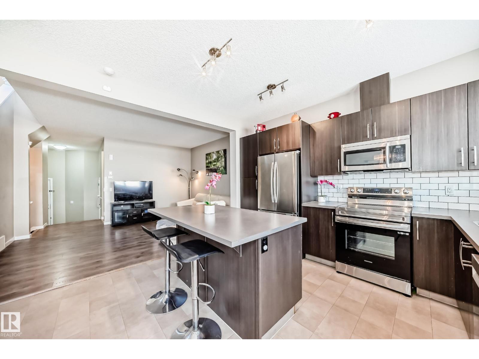 1247 Mcconachie Bv Nw Nw, Edmonton, Alberta  T5Y 3T3 - Photo 6 - E4454777