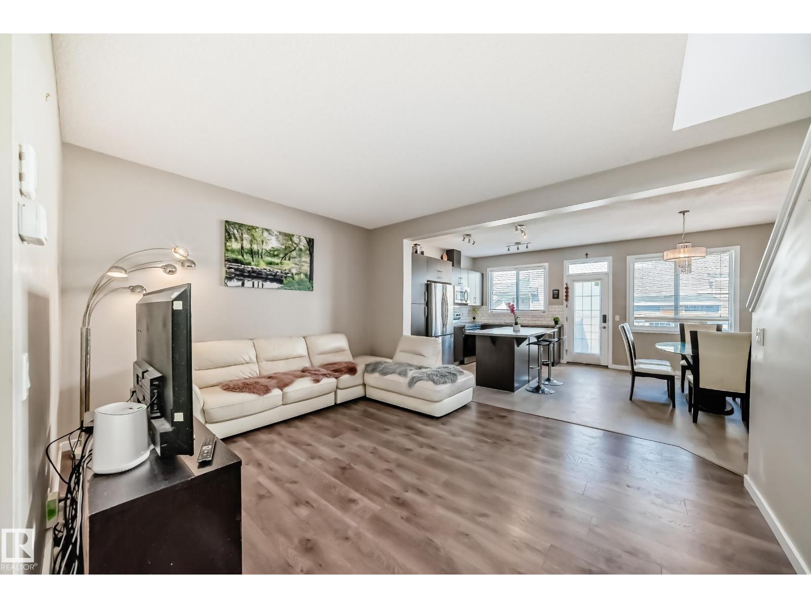 1247 Mcconachie Bv Nw Nw, Edmonton, Alberta  T5Y 3T3 - Photo 10 - E4454777