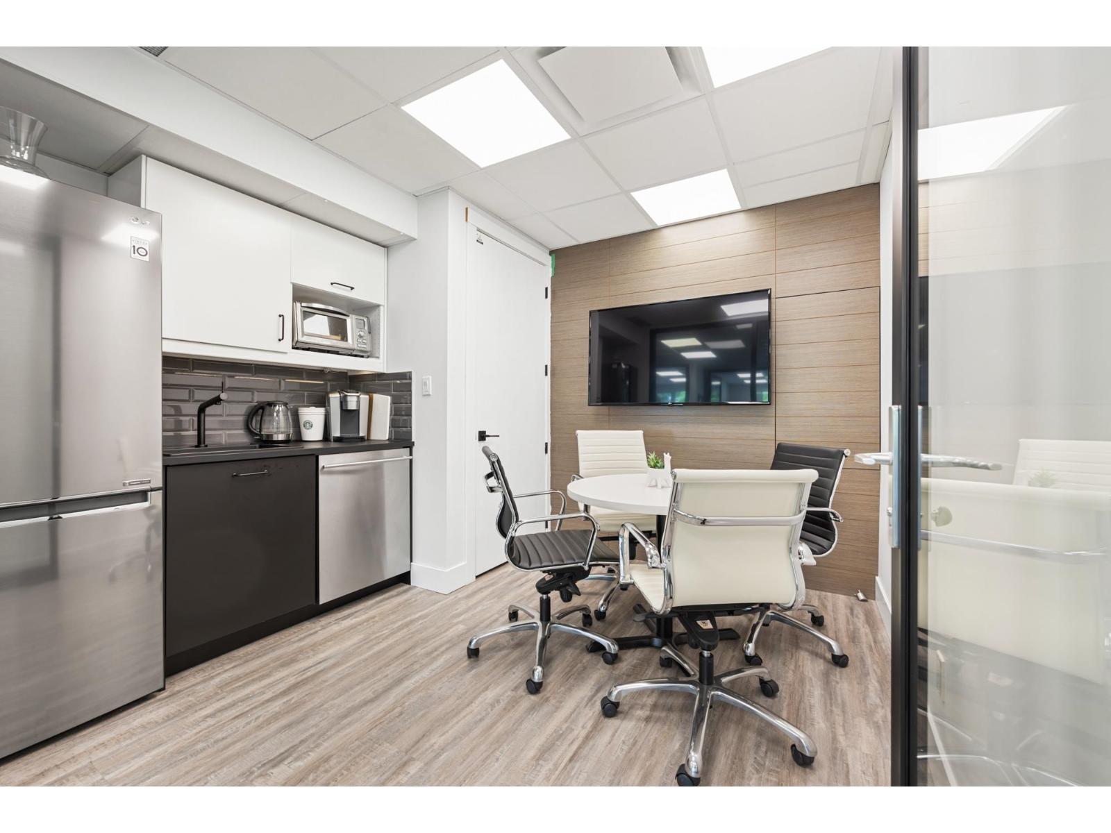 201 23189 Francis Avenue, Langley, British Columbia  V1M 0G4 - Photo 11 - C8071735