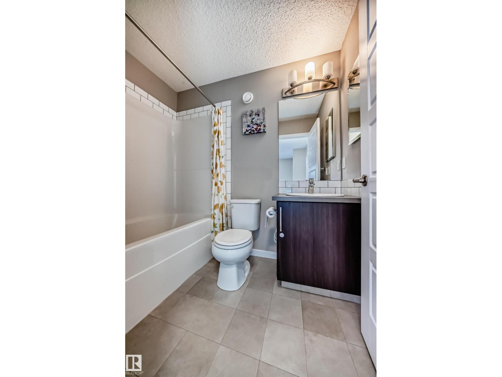 1247 Mcconachie Bv Nw Nw, Edmonton, Alberta  T5Y 3T3 - Photo 32 - E4454777
