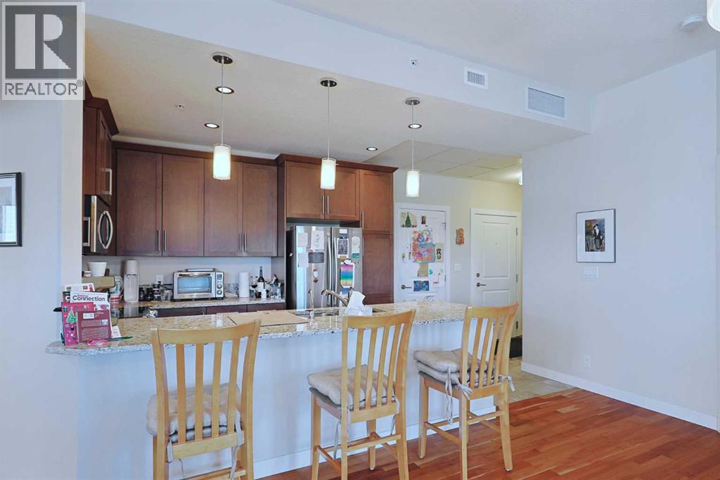710, 24 Varsity Estates Circle Nw, Calgary, Alberta  T3A 2X8 - Photo 7 - A2250423