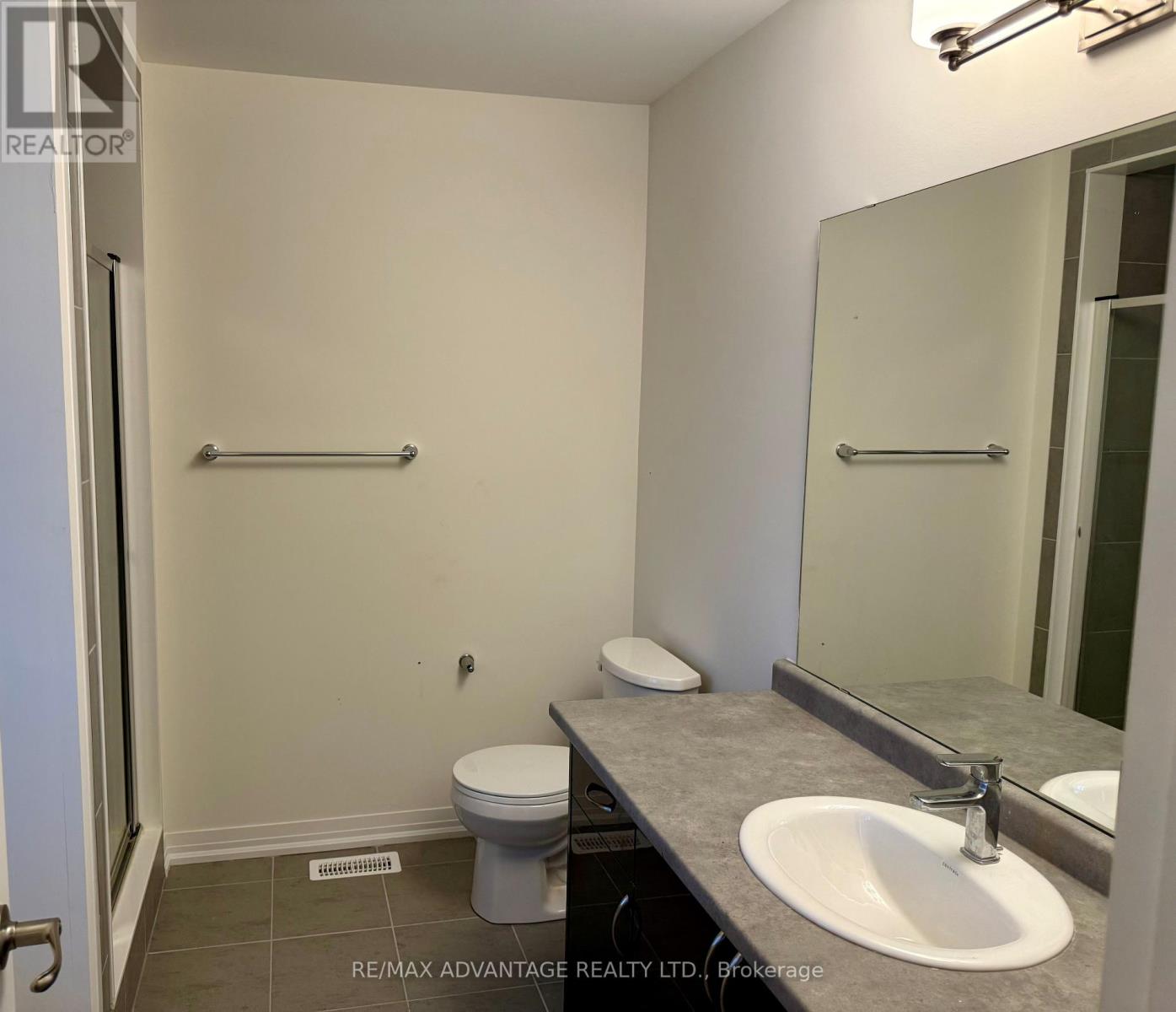 18 Whitton Drive, Brant, Ontario  N3L 0L1 - Photo 10 - X12365511
