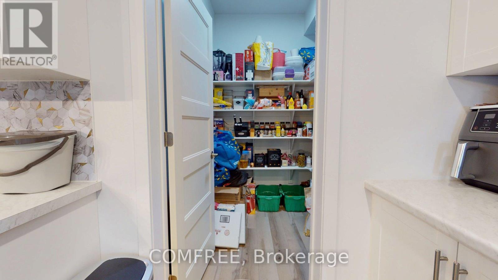 31 Marcel Street, Russell, Ontario  K0A 1W0 - Photo 6 - X12365542