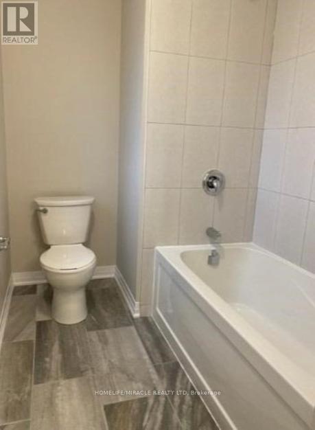 206 Sedgewood Street, Kitchener, Ontario N2P 0J5 - Photo 7 - X12365480