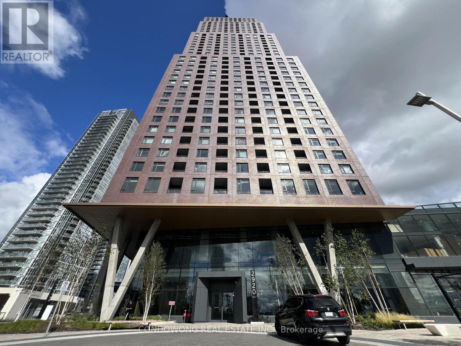 2001 - 2920 Highway 7 Road, Vaughan, Ontario L4K 0P4 - Photo 1 - N12365549