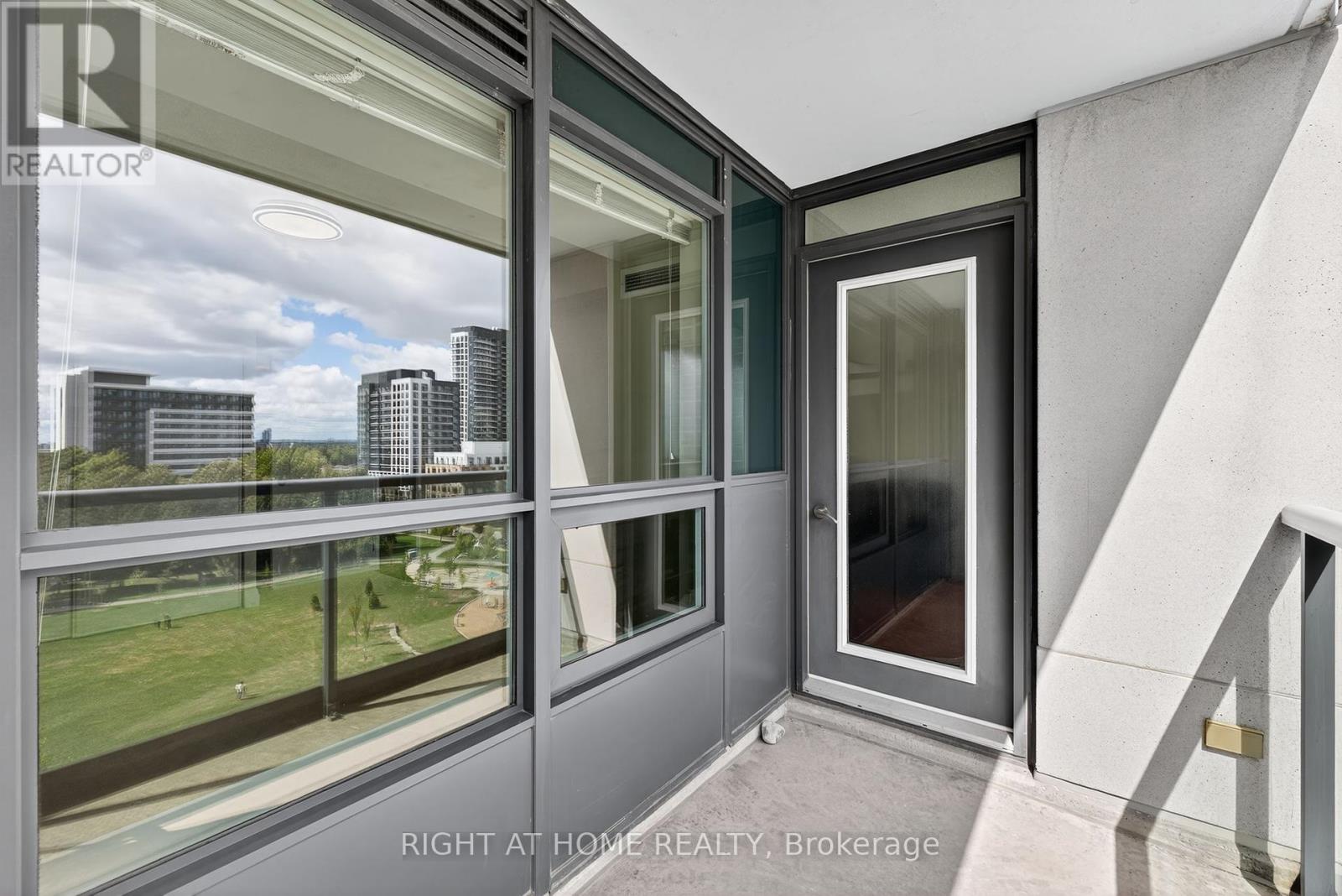 803 - 20 North Park Road, Vaughan, Ontario  L4J 0G7 - Photo 13 - N12365559