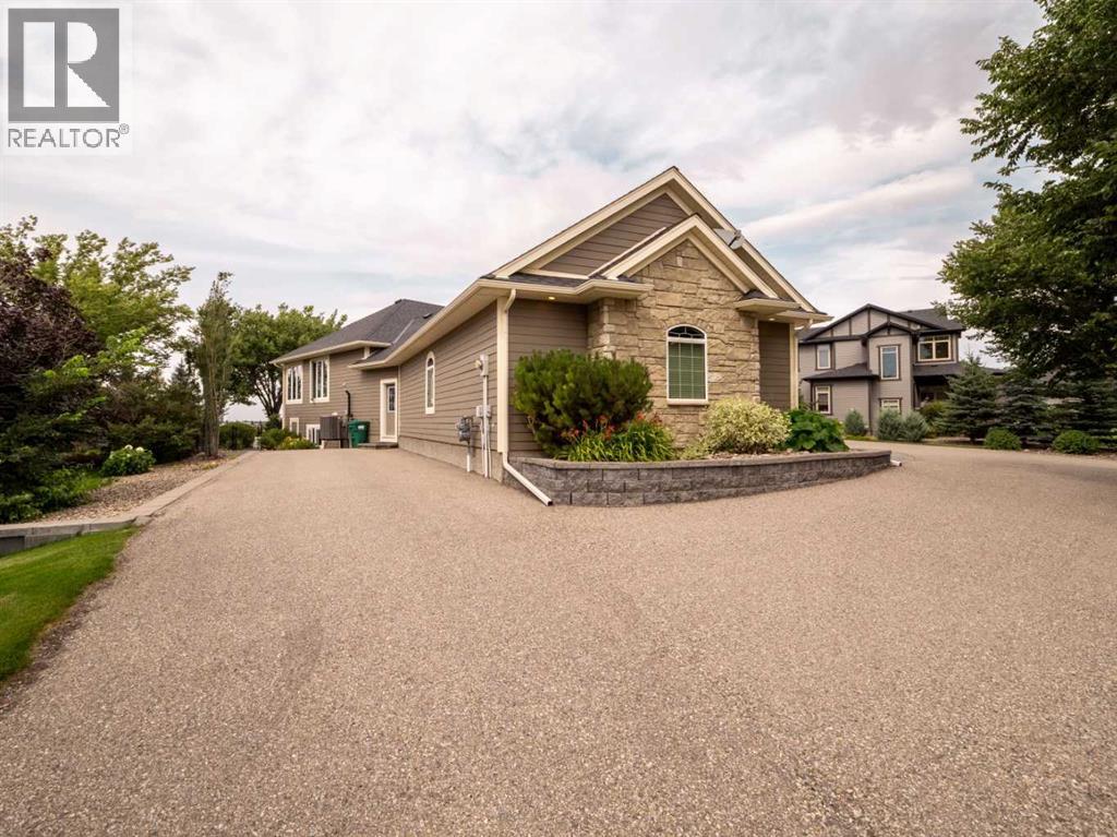 53 Sandstone Road S, Lethbridge, Alberta  T1K 8C9 - Photo 3 - A2245550