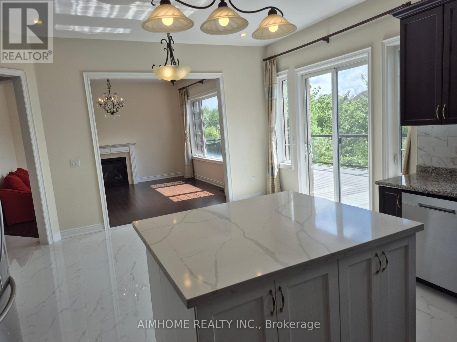 3150 Sunflower Drive, Oakville, Ontario  L6M 0Z4 - Photo 12 - W12365535