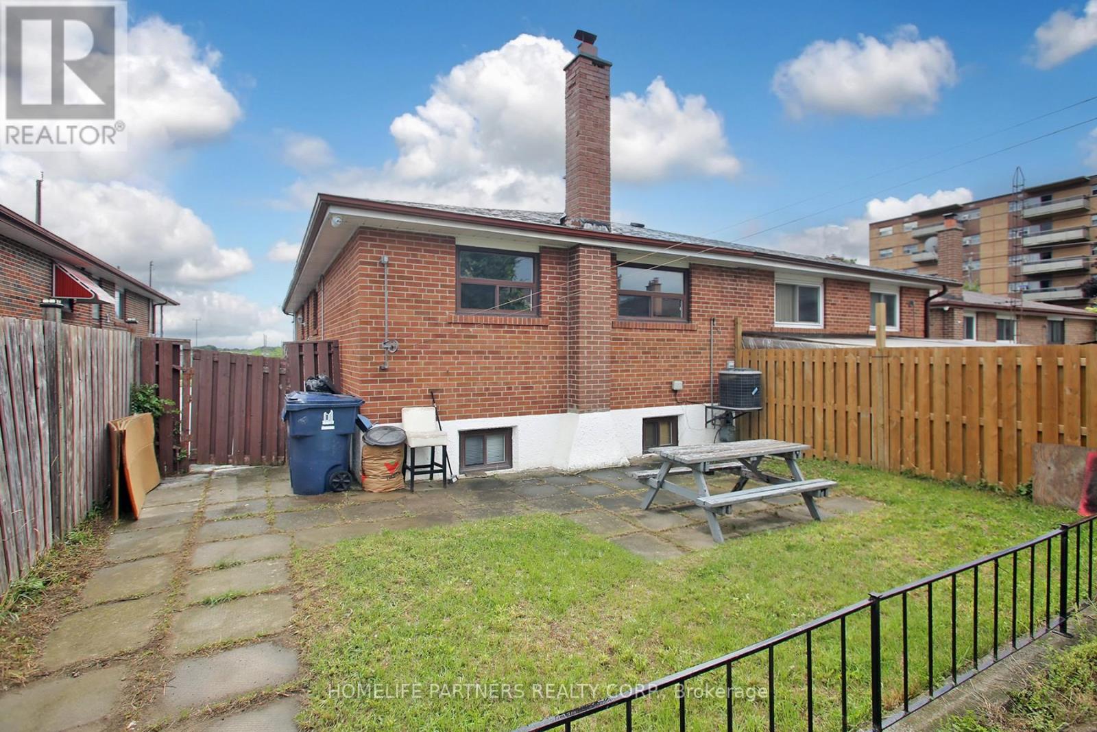 50 Hasbrooke Drive, Toronto, Ontario  M9L 1A1 - Photo 25 - W12360982