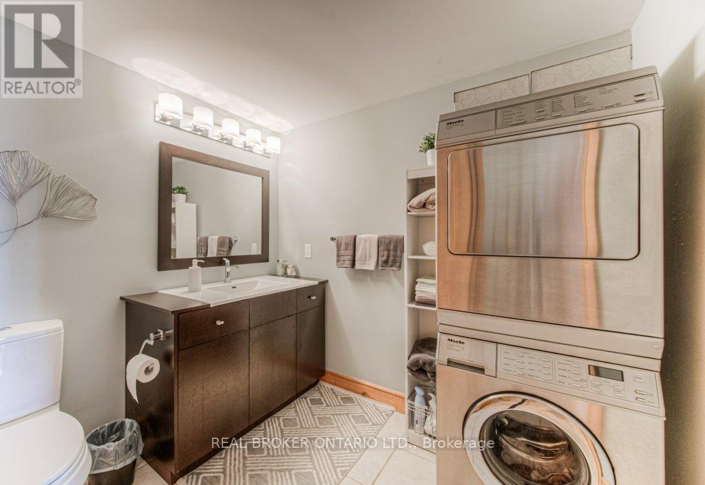 202 - 3 Father David Bauer Drive, Waterloo, Ontario  N2L 6M1 - Photo 15 - X12365513