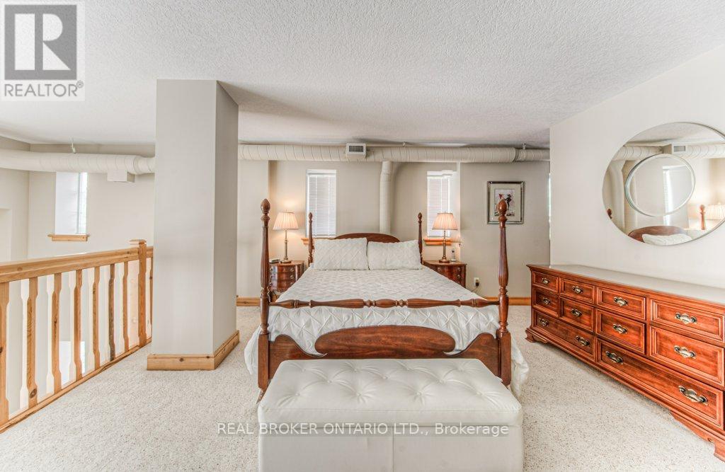 202 - 3 Father David Bauer Drive, Waterloo, Ontario  N2L 6M1 - Photo 43 - X12365513