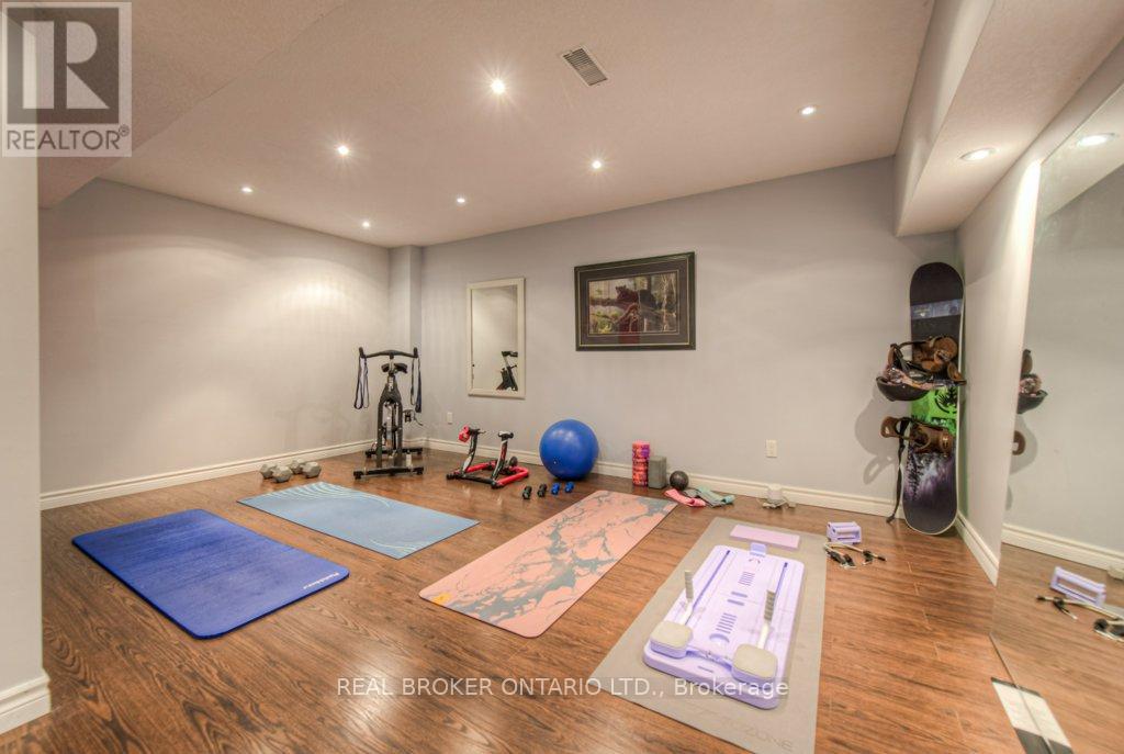 177 Old Maple Boulevard, Guelph/eramosa, Ontario  N0B 2K0 - Photo 41 - X12365520