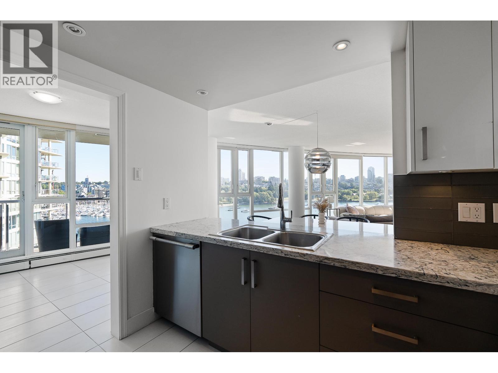 1202 1383 Marinaside Crescent, Vancouver, British Columbia  V6Z 2W9 - Photo 11 - R3040726