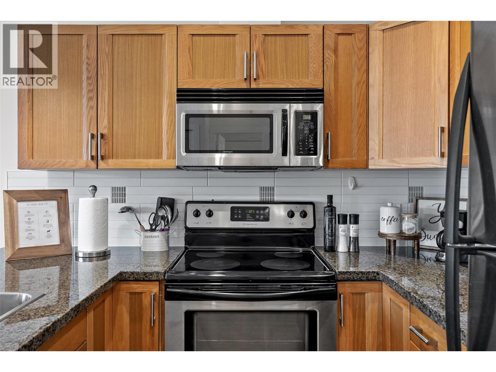 Property at 3211 Skyview Lane Unit# 411 image 5