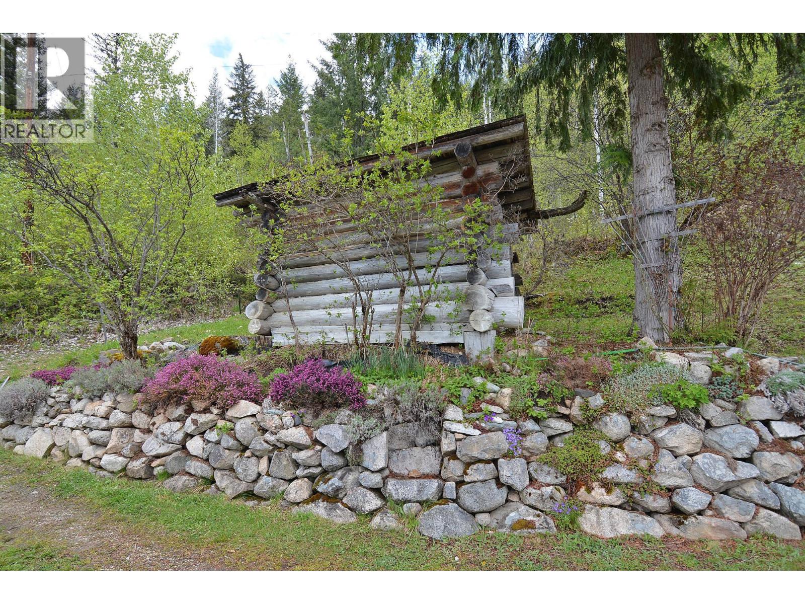 7150/7154 Graham Road, Appledale, British Columbia  V0G 2J0 - Photo 47 - 10360388