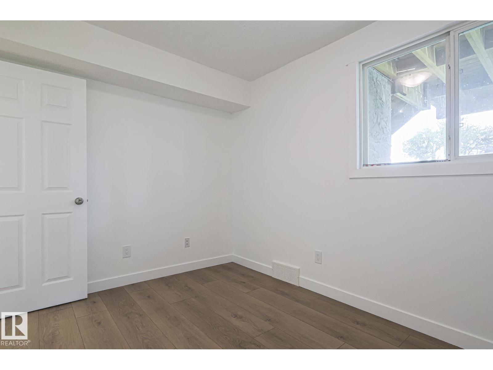 22 Northwoods Vg Nw, Edmonton, Alberta  T5X 1T2 - Photo 24 - E4452563