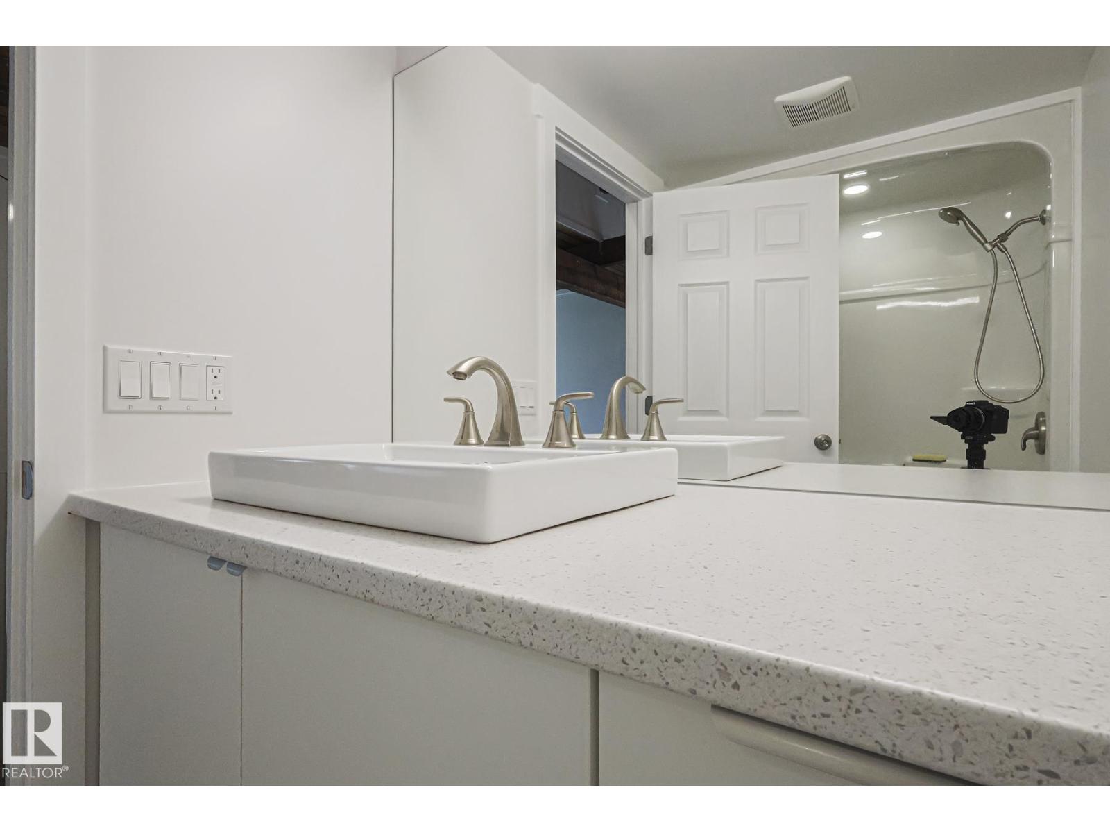 22 Northwoods Vg Nw, Edmonton, Alberta  T5X 1T2 - Photo 16 - E4452563