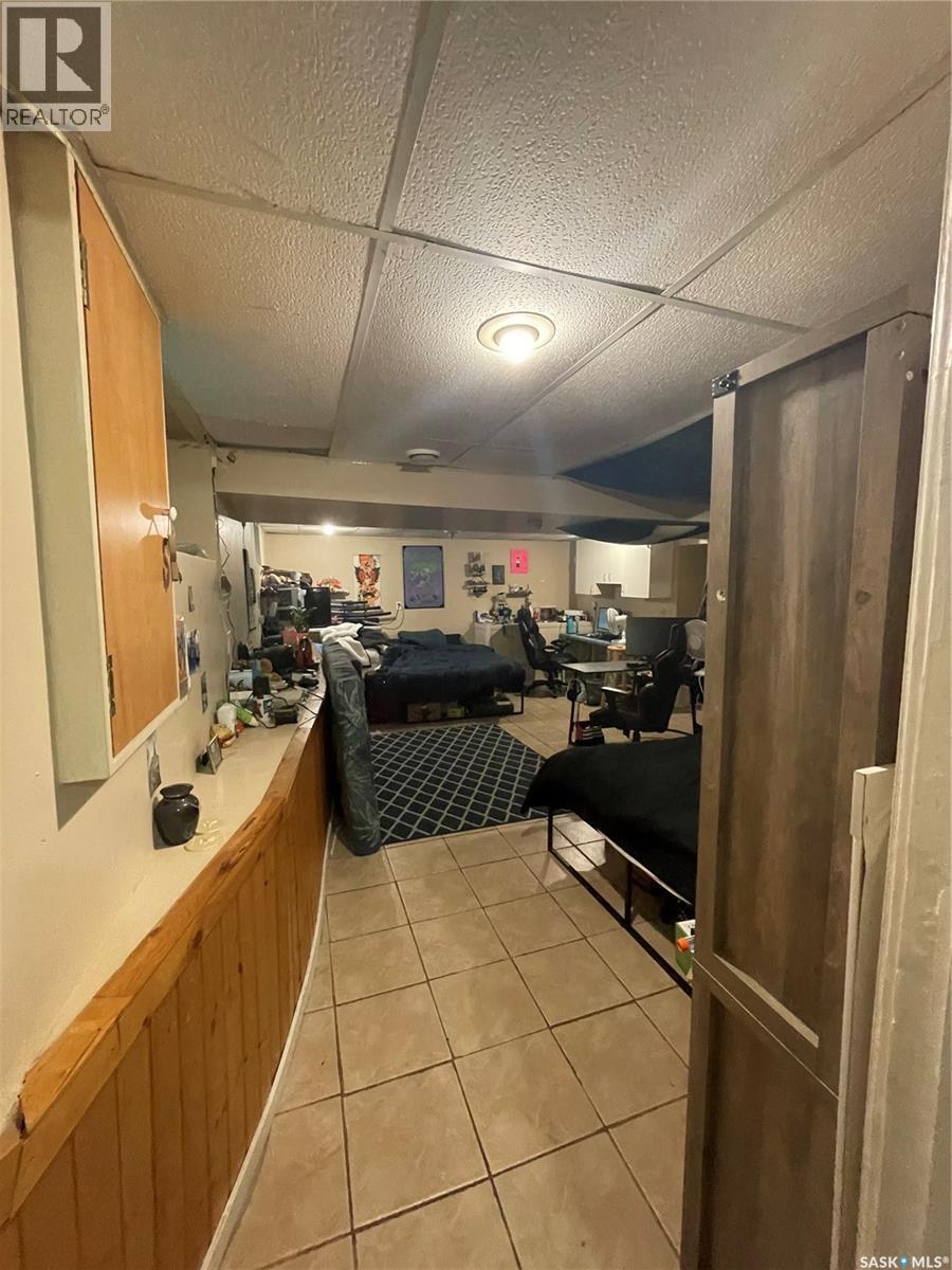 828 8th Street E, Saskatoon, Saskatchewan  S7H 0R6 - Photo 24 - SK016701