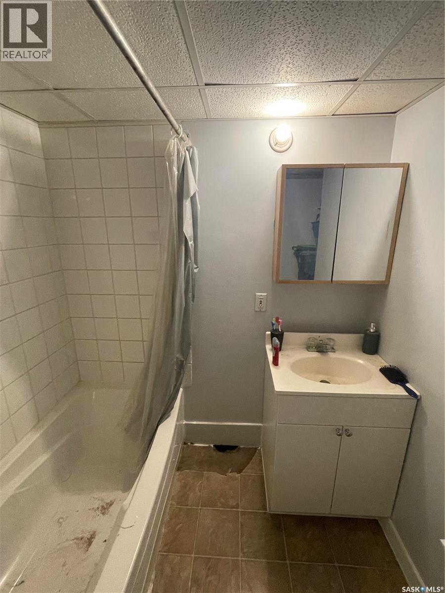 828 8th Street E, Saskatoon, Saskatchewan  S7H 0R6 - Photo 28 - SK016701