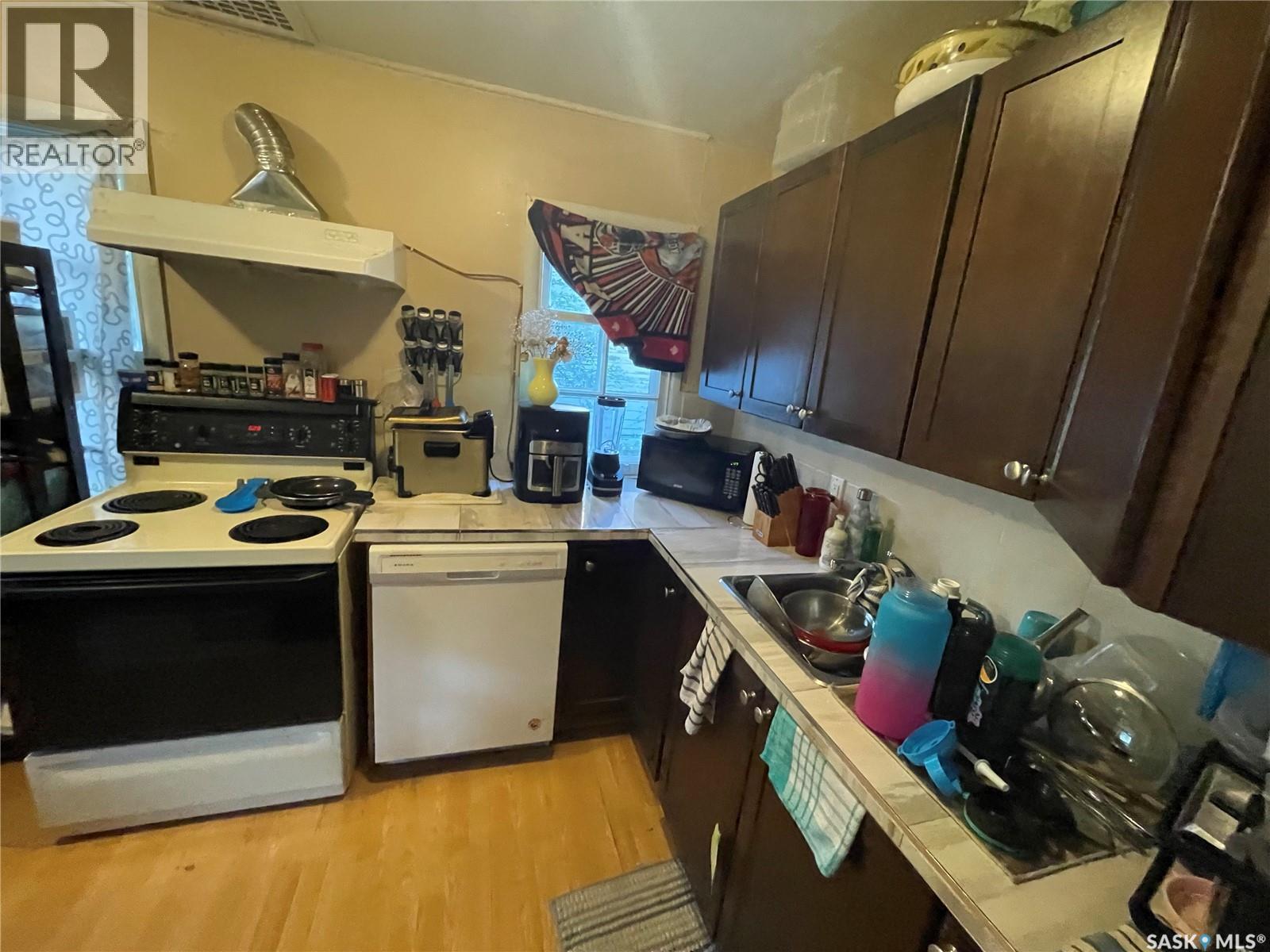 828 8th Street E, Saskatoon, Saskatchewan  S7H 0R6 - Photo 6 - SK016701