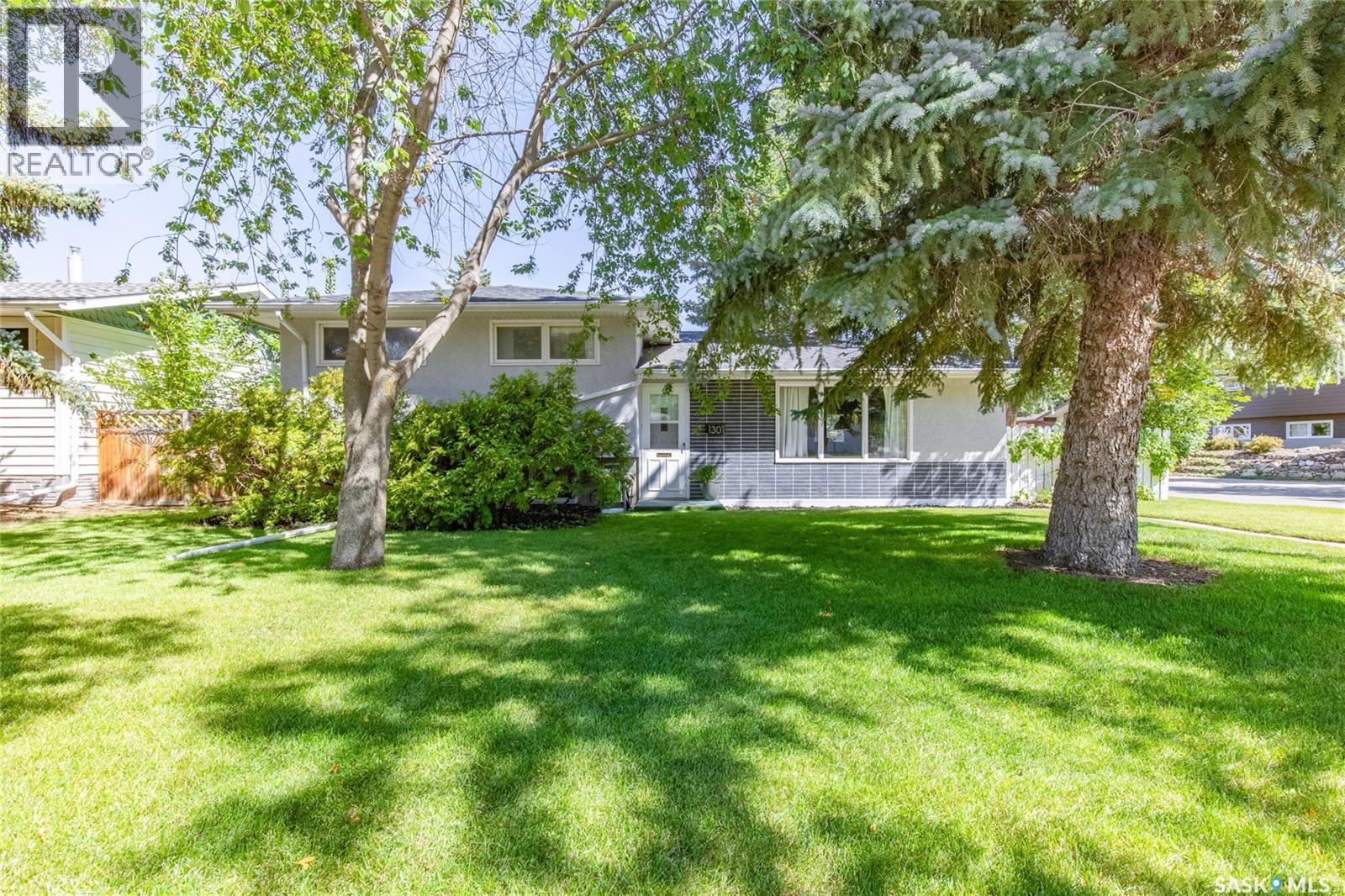 1301 Queen Crescent, Moose Jaw, Saskatchewan  S6H 3G5 - Photo 50 - SK016600