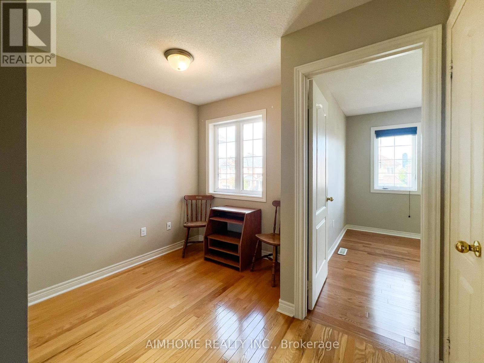 4439 Centretown Way, Mississauga, Ontario  L5R 0C6 - Photo 16 - W12365579