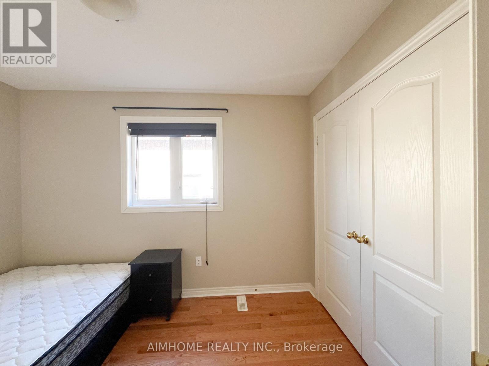 4439 Centretown Way, Mississauga, Ontario  L5R 0C6 - Photo 20 - W12365579