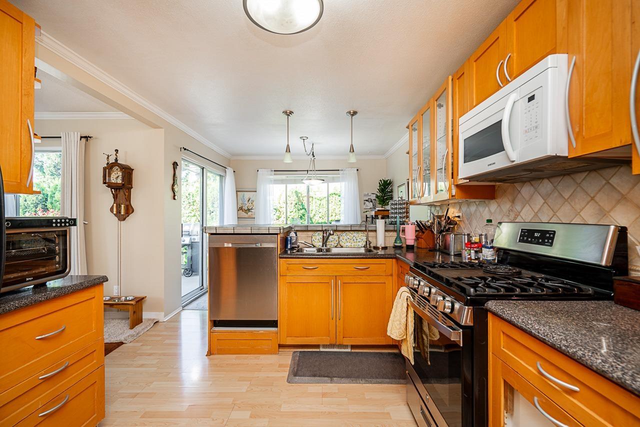 16143 9 Avenue, Surrey, British Columbia  V4A 8R4 - Photo 11 - R3040463