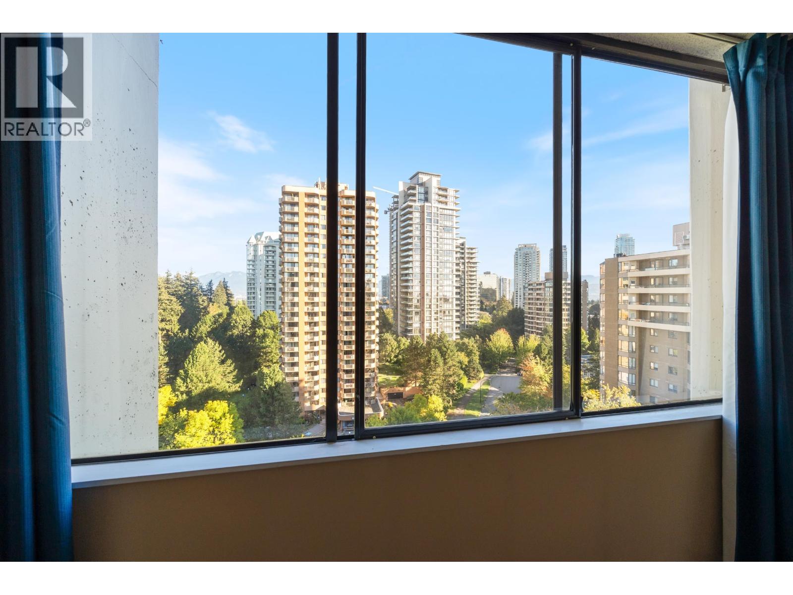 Listing Picture 28 of 33 : 1508 4300 MAYBERRY STREET, Burnaby / 本拿比 - 魯藝地產 Yvonne Lu Group - MLS Medallion Club Member