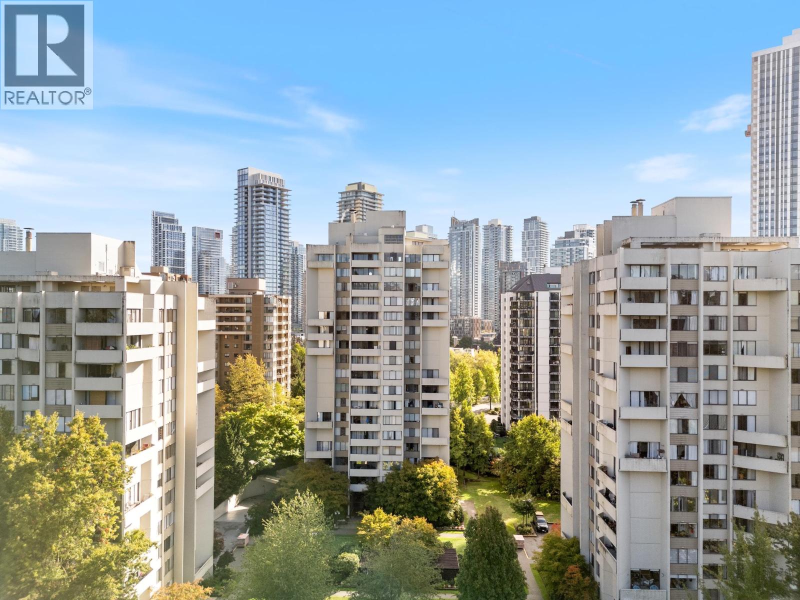 Listing Picture 5 of 33 : 1508 4300 MAYBERRY STREET, Burnaby / 本拿比 - 魯藝地產 Yvonne Lu Group - MLS Medallion Club Member