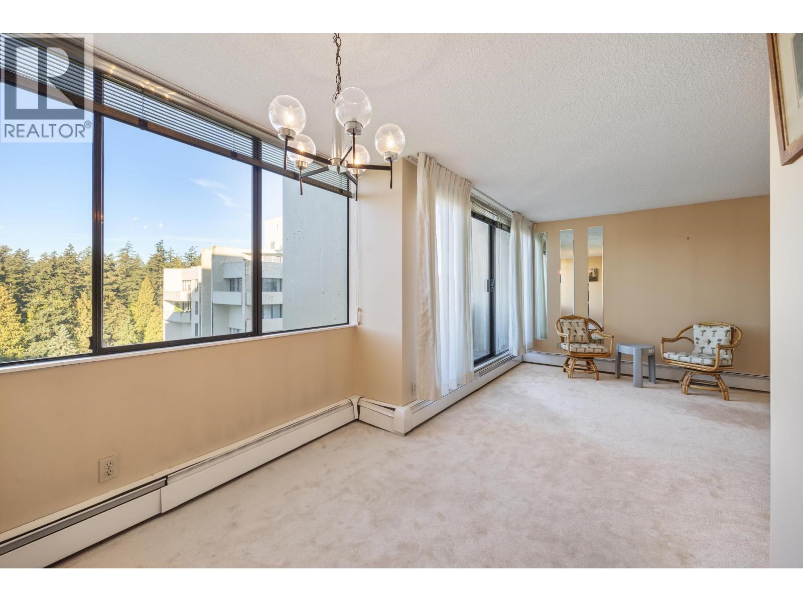 Listing Picture 15 of 33 : 1508 4300 MAYBERRY STREET, Burnaby / 本拿比 - 魯藝地產 Yvonne Lu Group - MLS Medallion Club Member