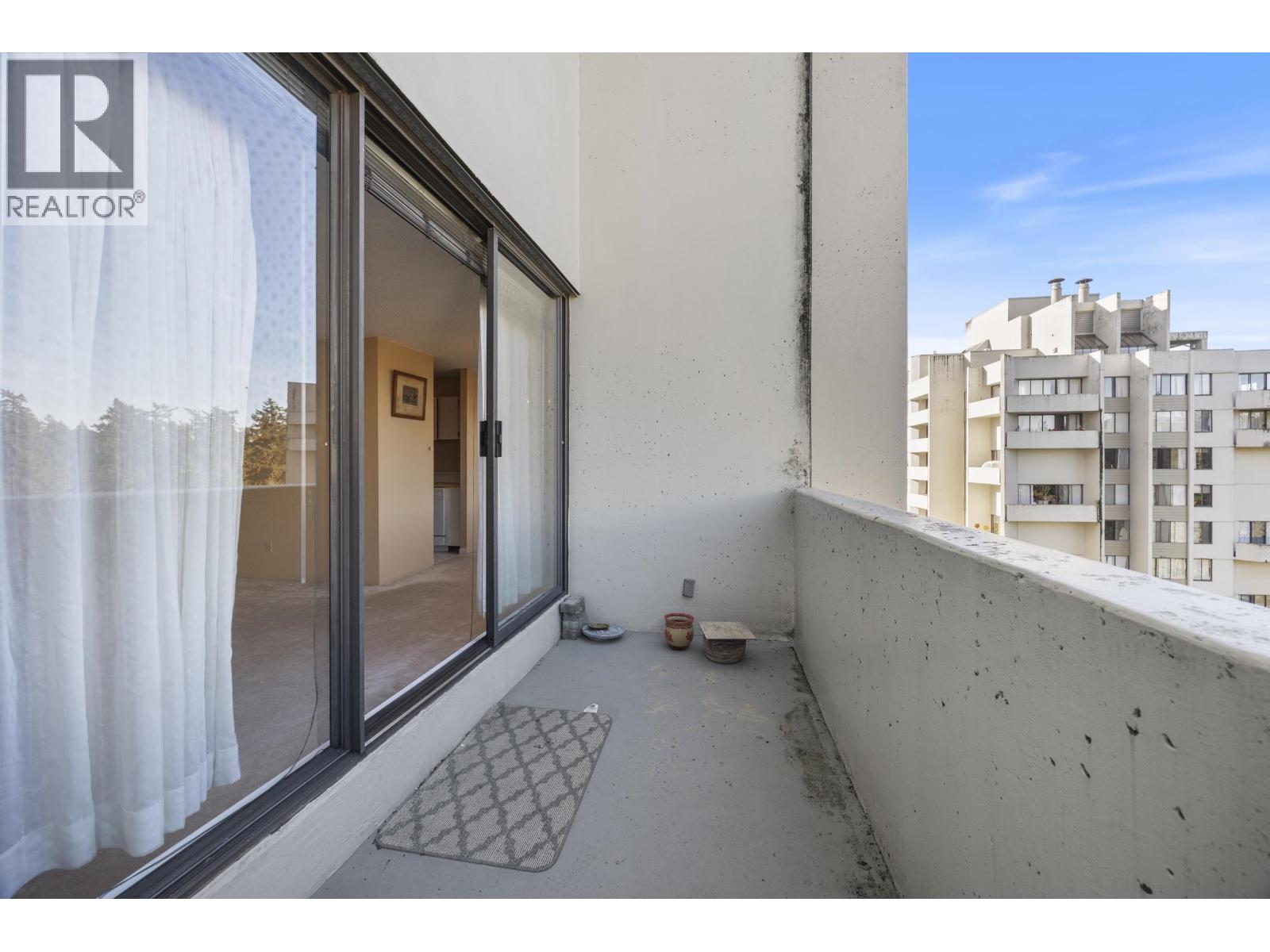 Listing Picture 16 of 33 : 1508 4300 MAYBERRY STREET, Burnaby / 本拿比 - 魯藝地產 Yvonne Lu Group - MLS Medallion Club Member