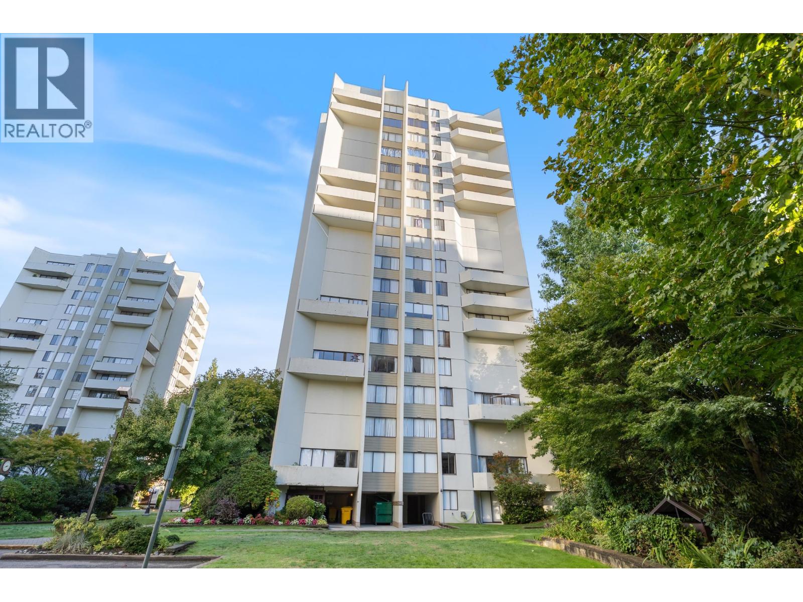 Listing Picture 2 of 33 : 1508 4300 MAYBERRY STREET, Burnaby / 本拿比 - 魯藝地產 Yvonne Lu Group - MLS Medallion Club Member