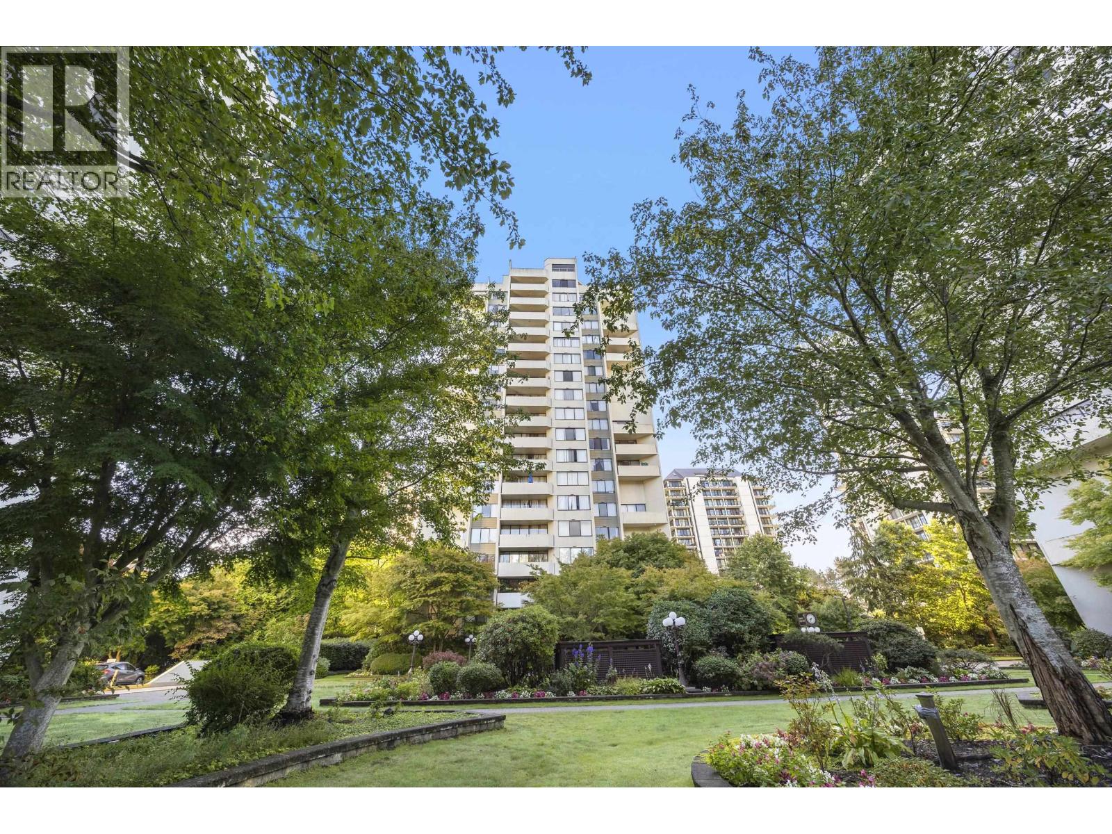 Listing Picture 3 of 33 : 1508 4300 MAYBERRY STREET, Burnaby / 本拿比 - 魯藝地產 Yvonne Lu Group - MLS Medallion Club Member