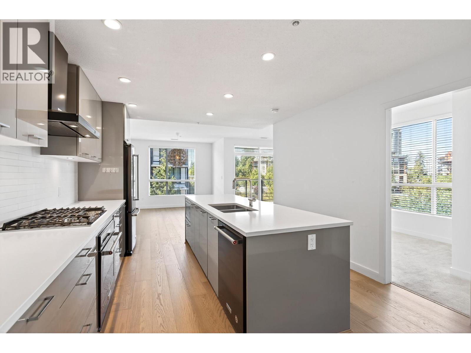 402 3581 Ross Drive, Vancouver, British Columbia  V6S 0K5 - Photo 4 - R3040732