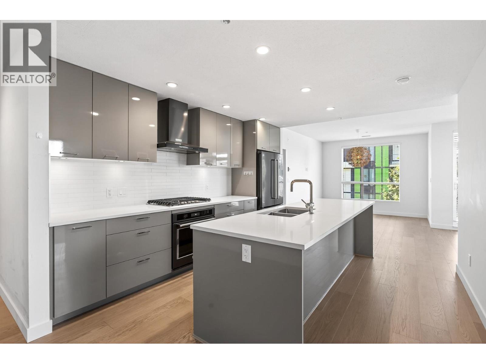 402 3581 Ross Drive, Vancouver, British Columbia  V6S 0K5 - Photo 5 - R3040732