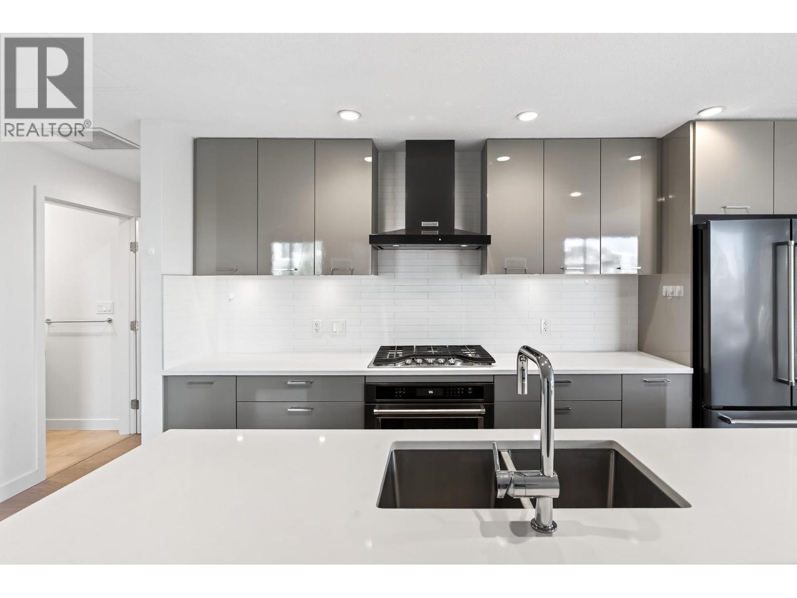 402 3581 Ross Drive, Vancouver, British Columbia  V6S 0K5 - Photo 7 - R3040732