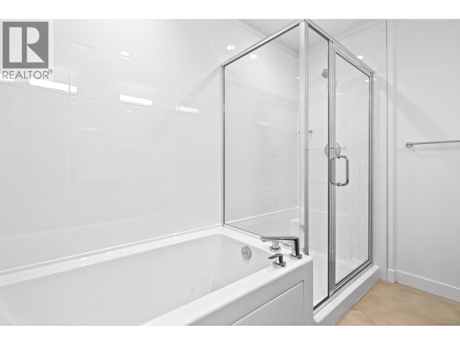 402 3581 Ross Drive, Vancouver, British Columbia  V6S 0K5 - Photo 17 - R3040732