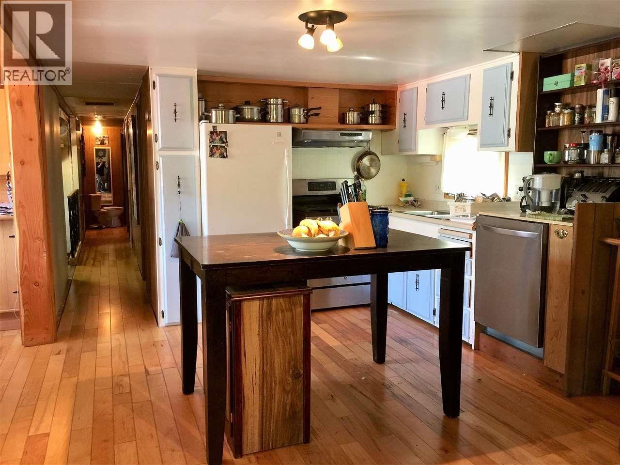 6 Bracken Parkway, Squamish, British Columbia  V0N 1H0 - Photo 5 - R2973003