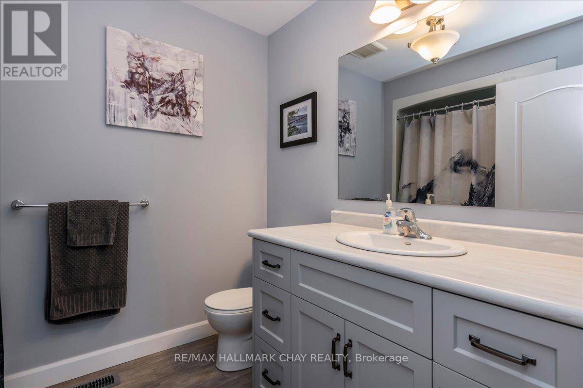 1115 Shore Acres Drive, Innisfil (Gilford), Ontario  L0L 1R0 - Photo 12 - N12311285